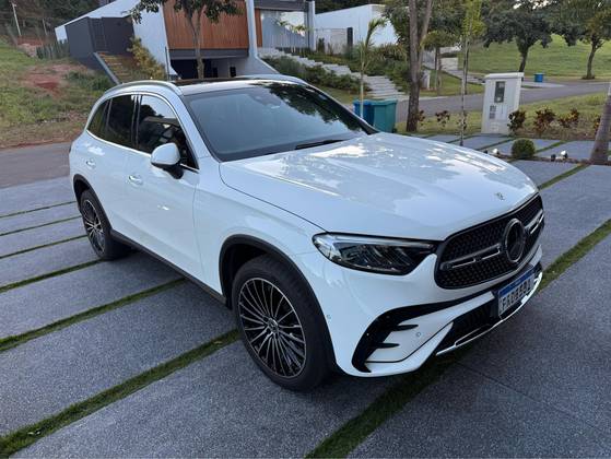 MERCEDES-BENZ GLC 300 2.0 MHEV AMG LINE COUPÉ 4MATIC 9G-TRONIC